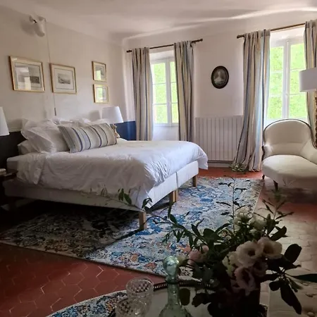 1560- Domaine Des Cinq Jardins- A Magical And Authentic Mansion 宾馆 *